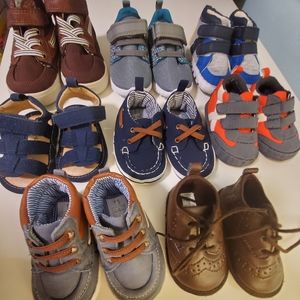 Baby boys shoes lot (8 pairs) Size 2 to 5